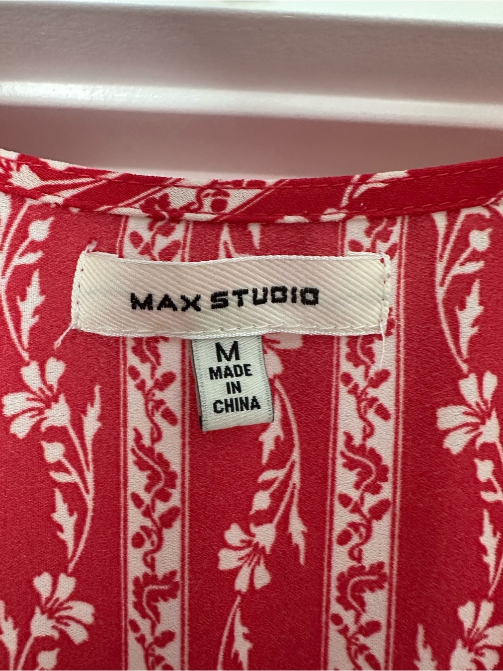 Max Studio Red Printed V-Neck Maxi Dress - Picture 4 of 4